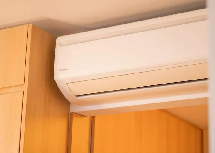 Sunny And Cozy In The Center With Free Parking * 布拉迪斯拉发