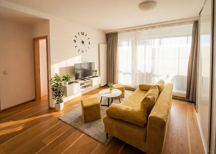 Appartamento Sunny And Cozy In The Center With Free Parking